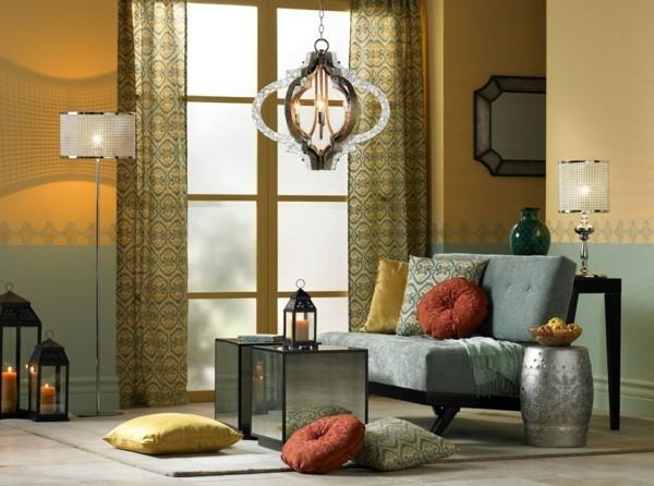 μαροκινη λαμπα μοντέρνα κρεμαστή λάμπα άνετο σαλόνι όμορφα φωτισμένο.