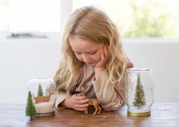 υλικά για να ξεγελάσετε τα χριστουγεννιάτικα δώρα από το βάζο με παιδιά (5)