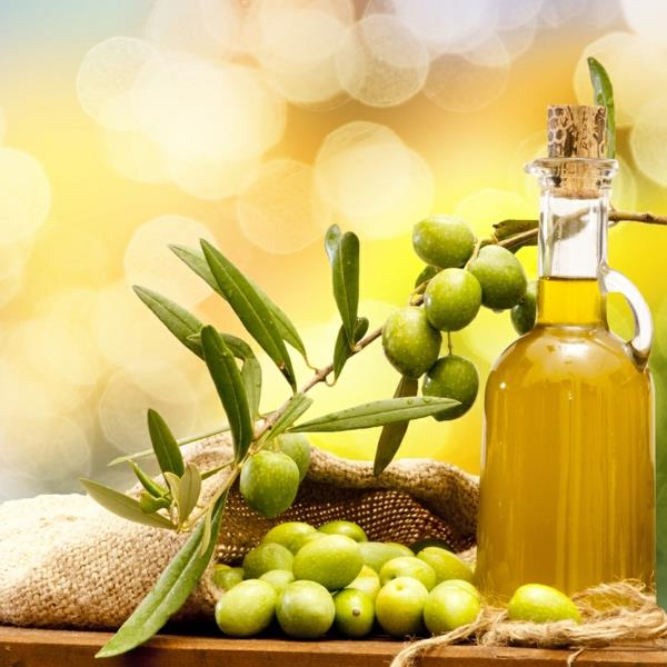 μεσογειακή διατροφή ελαιόλαδο ελιές ωμέγα 3