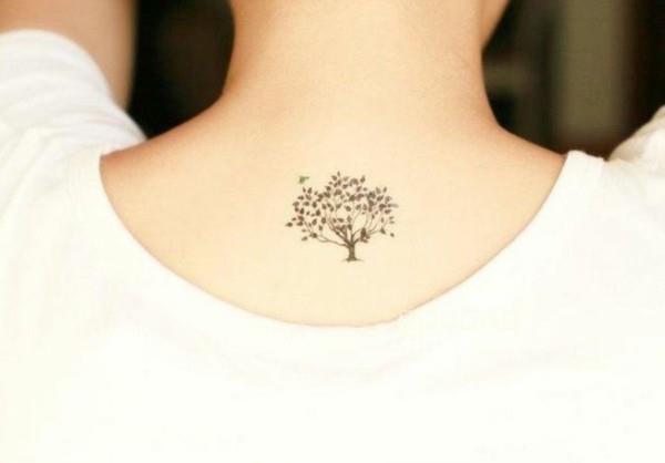 μίνι τατουάζ γυναικείο δέντρο τατουάζ λαιμού