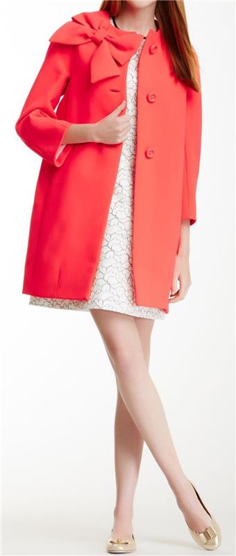 μοντέρνα γυναικεία παλτά τρέχουσα τάσεις χρώματα σολομός κόκκινο κομψό τόξο