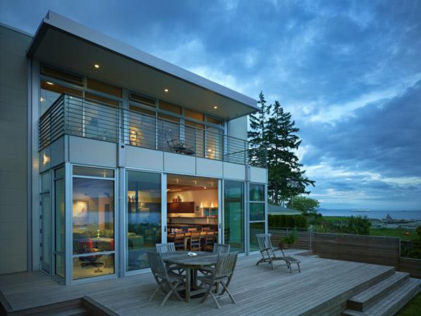 μοντέρνα αρχιτεκτονικά σπίτια σε όλο τον κόσμο beach house ξύλινη βεράντα