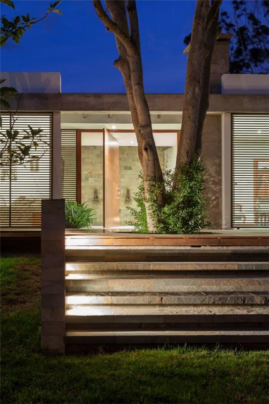 σπίτι σύγχρονης αρχιτεκτονικής ενσωματωμένο πλέγμα από ξύλο αβοκάντο, ζωντανό