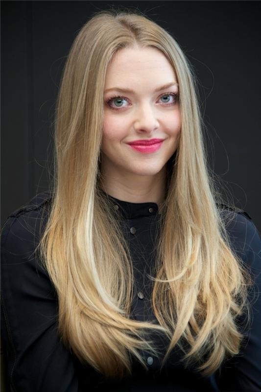 μοντέρνα χτενίσματα amanda seyfried ξανθιά μακριά ίσια