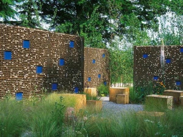 μοντέρνες ιδέες σχεδιασμού κήπου μπλε σημεία καθίσματα