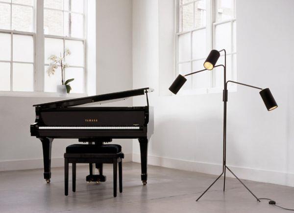 μοντέρνα φωτιστικά δαπέδου σχεδιάζει ιδέα ατελιέ πιάνο μαύρο λευκό