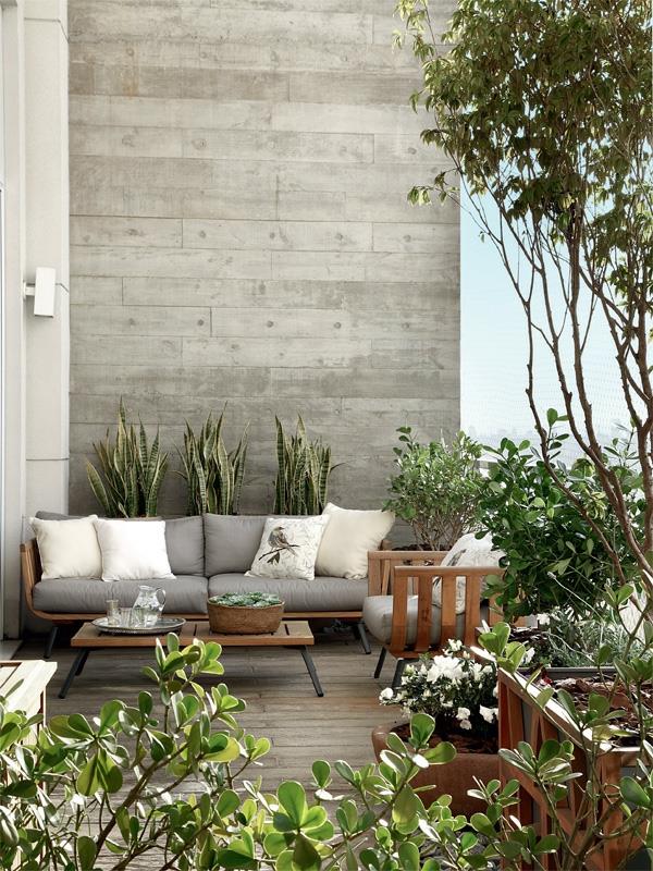 μοντέρνα βεράντα σχεδιασμό διαμέρισμα πόλης γλάστρες φυτά έπιπλα μπαλκόνι