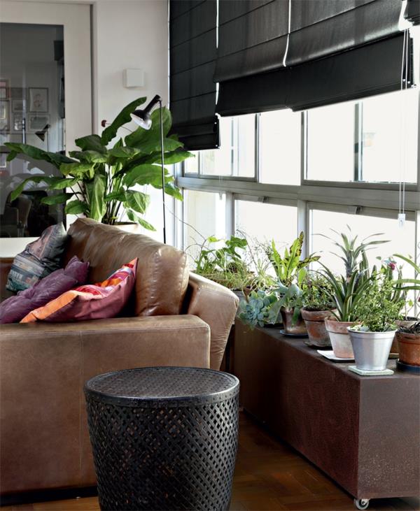 μοντέρνο σχεδιασμό βεράντας διαμέρισμα πόλης γλάστρες φυτά τζάμια σχεδιασμό βεράντα