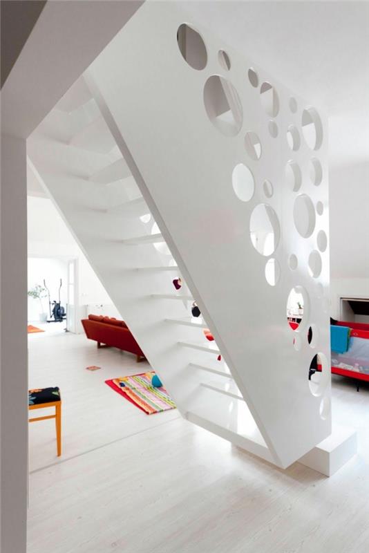 μοντέρνες σκάλες λευκό μοντέρνο εσωτερικό σχέδιο έγχρωμες προφορές