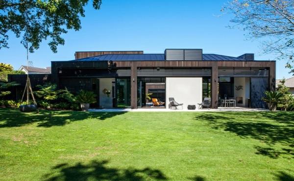 μοντέρνο σπίτι Νέα Ζηλανδία αρχιτεκτονικό σπίτι εξωραϊσμός γκαζόν