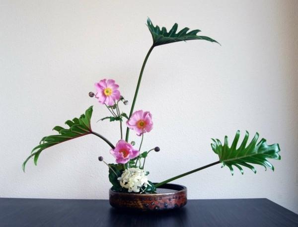 monstera ευαίσθητα λουλούδια ιαπωνική ρύθμιση λουλουδιών ikebana