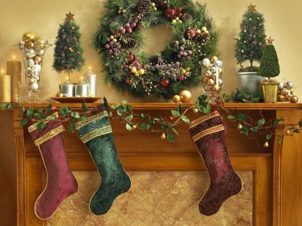παραμυθένιο χριστουγεννιάτικο τζάκι διακοσμούν κάλτσες ντεκό