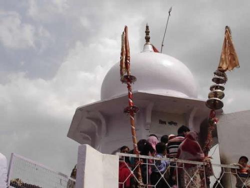 Saketri Mandir