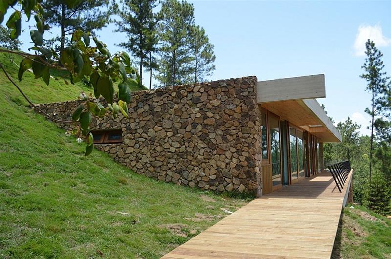 βιώσιμη αρχιτεκτονική πολυτελές σπίτι φυσικά υλικά Δομινικανή Δημοκρατία