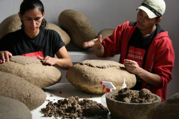 βιώσιμος σχεδιασμός από ατελιέ totora χαρτιού domingos