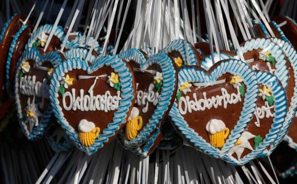 oktoberfest munich 2014 βαυαρικές μελόψωμες καρδιές oktoberfest