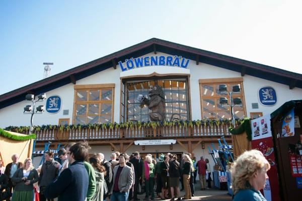 oktoberfest munich 2014 φεστιβάλ μπύρας löwenbräu φεστιβάλ σκηνή