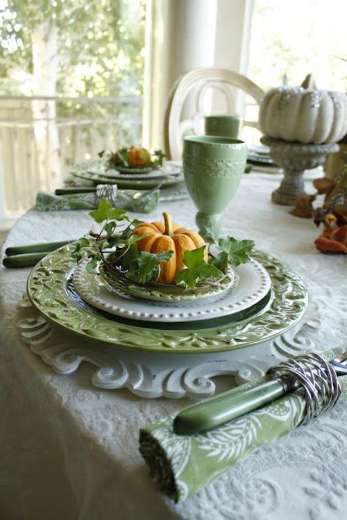 ελαιοπράσινα χρώματα πορσελάνινα επιτραπέζια διακοσμητικά κολοκύθες φθινοπώρου
