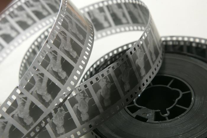 υπαίθριο σινεμά δημιουργικές ιδέες κήπου υπαίθριος κινηματογράφος οροφή διάθεση ηχοσύστημα ταινία