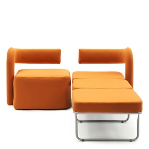 πορτοκαλί καρέκλα μετατρέπεται σε μονό πτυσσόμενο κρεβάτι δύο