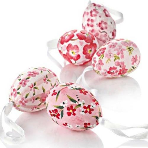 πρωτότυπη Πασχαλινή διακόσμηση Πασχαλινά αυγά ροζ λουλούδια