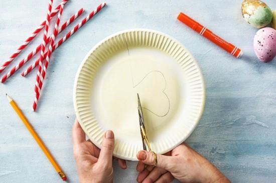 Πασχαλινές χειροτεχνίες με παιδιά Πασχαλινές διακοσμήσεις με χάρτινα πιάτα