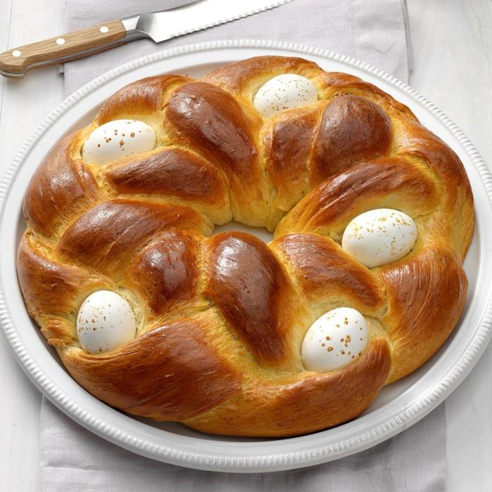 Το πασχαλινό ψωμί κάνει λευκά αυγά