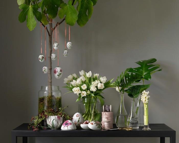 Πασχαλινές διακοσμήσεις τσίμπημα τύπων λουλουδιών λευκά λουλούδια