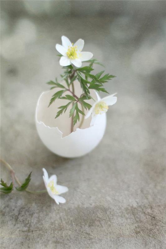 Πασχαλινές διακοσμήσεις διακοσμήσεις λουλουδιών με τσόφλι αυγού