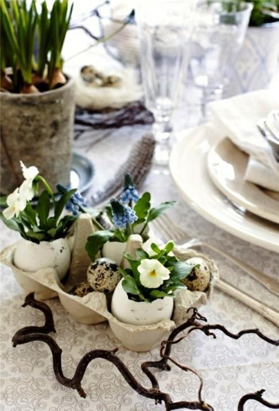 Πασχαλινές διακοσμήσεις πασχαλινά αυγά λουλούδια διακοσμήσεις γιορτινού τραπεζιού