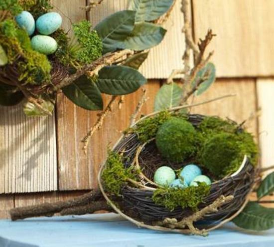 πασχαλινές ιδέες διακόσμησης πασχαλινά αυγά πράσινα ανοιξιάτικα λουλούδια βρύα φωλιά