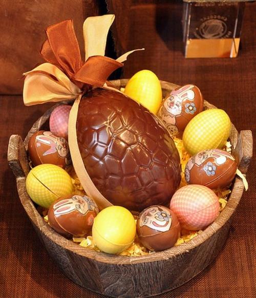 Αυτοκόλλητο σοκολάτας Πασχαλινά αυγά πολύχρωμο κουνέλι