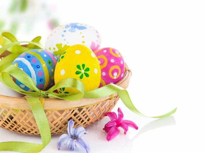 ζωγραφική πασχαλινά αυγά ακουαρέλα χρώματα διακόσμηση χειροτεχνίας αυγών με παιδιά
