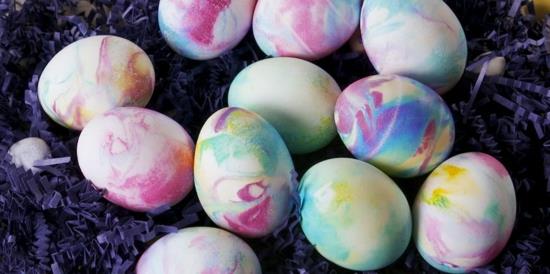Πασχαλινά αυγά βάφουμε σαντιγί πολύχρωμα χρώματα