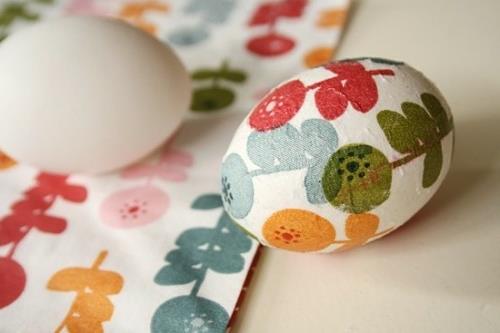 πασχαλινά αυγά με τεχνική χαρτοπετσέτας παστέλ χρώματα floral