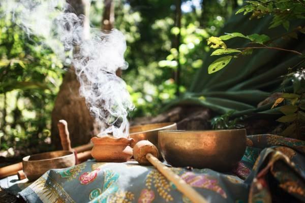 τελετουργίες καπνίσματος palo santo