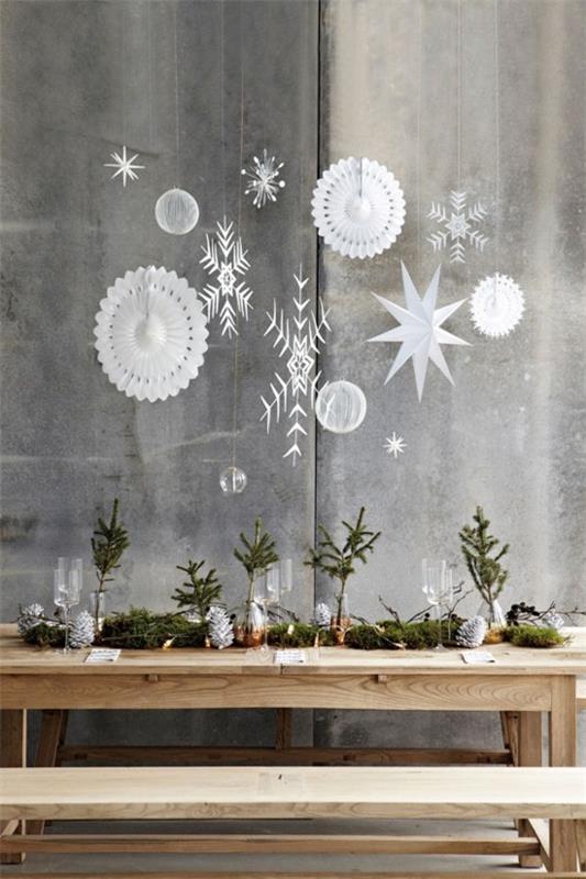 χάρτινα αστέρια έλατο πράσινη διακόσμηση τραπεζιού σκανδιναβική χριστουγεννιάτικη διακόσμηση