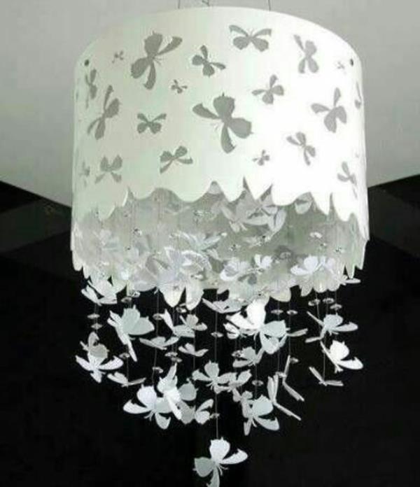 Κρεμαστά φωτάκια χάρτινα φώτα με πεταλούδες