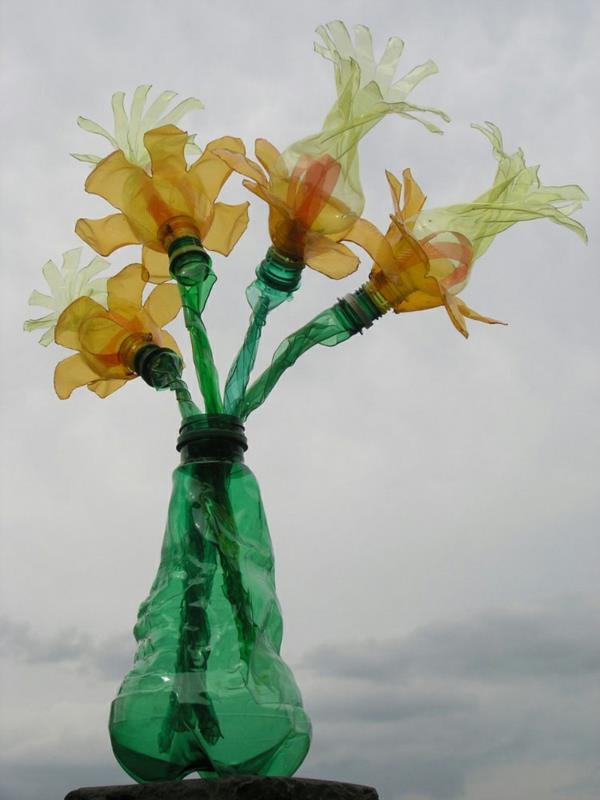 πλαστικά μπουκάλια τέχνη όμορφα κίτρινα λουλούδια