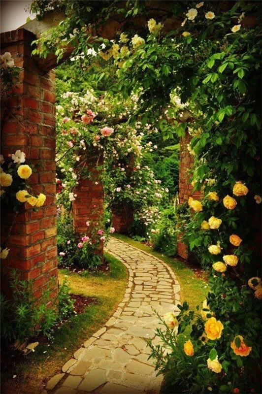 μονοπάτι κήπος σχήμα λιθόστρωτο κίτρινα τριαντάφυλλα
