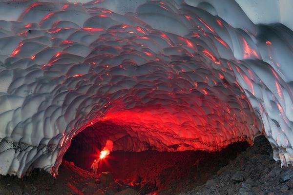 πλανήτη μας σπηλιά πάγου mutnovski ηφαίστειο Ρωσία