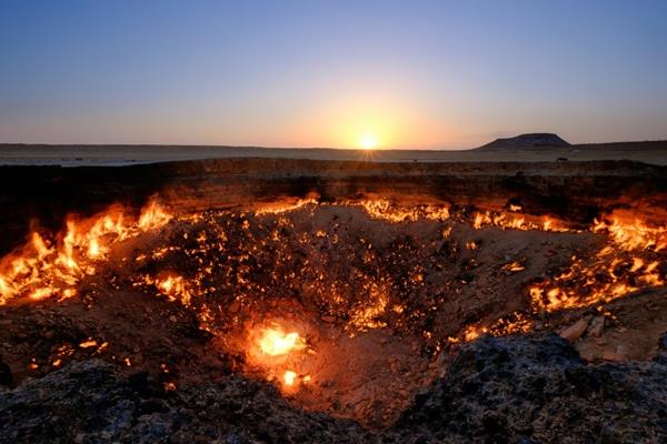 πλανήτης γη πύλες στην κόλαση derweze Τουρκμενιστάν