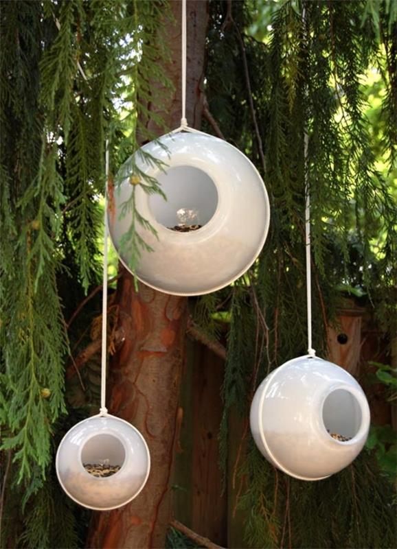 πλαστικές ιδέες διακόσμησης κήπου τροφοδότη πουλιών