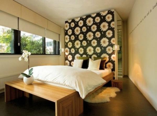 Προτάσεις για τον χώρο πίσω από το κρεβάτι floral ταπετσαρία