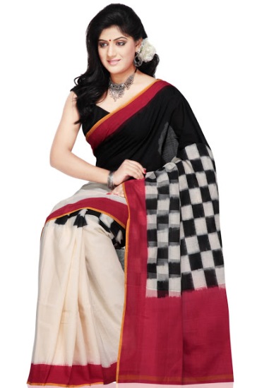 Pochampally pamuklu sarees çekleri