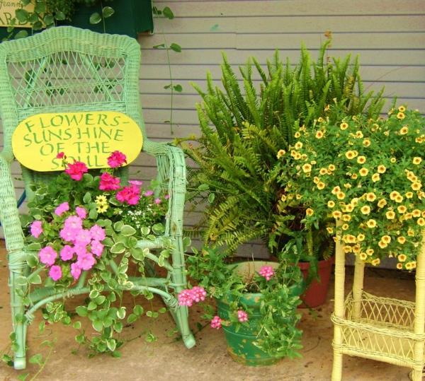 πολυ μπαστούνι πράσινα λουλούδια έπιπλα κήπου καρέκλα βοηθητικό τραπέζι