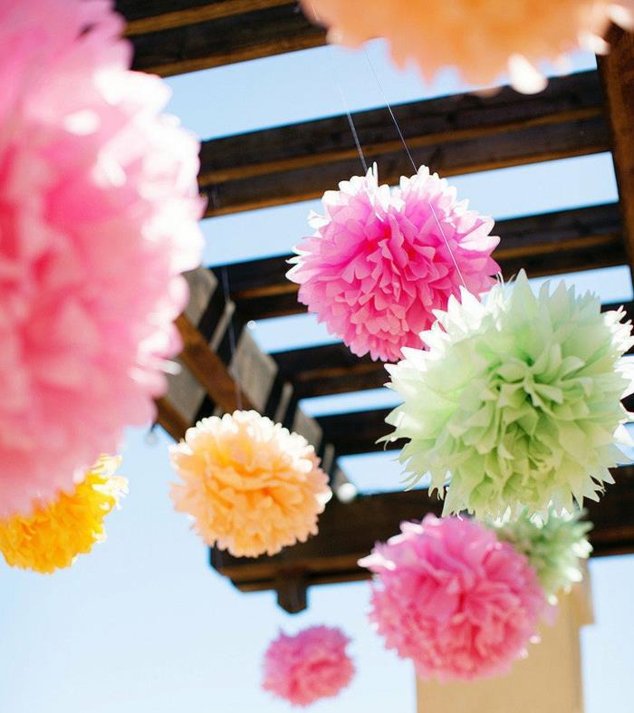 pompoms tinker yourself ροζ ροζ παστέλ χρώματα πράσινο κίτρινο diy ιδέα διακόσμησης
