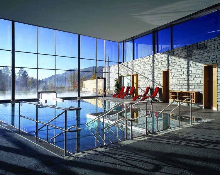 Radon Revitalbad Menzenschwand; Εσωτερική πισίνα με θέα