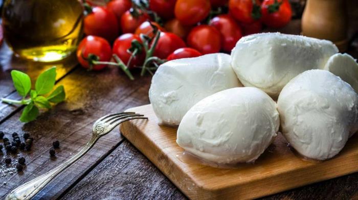 προβιοτικά τρόφιμα προβιοτικά τυρί άλμης μοτσαρέλα4