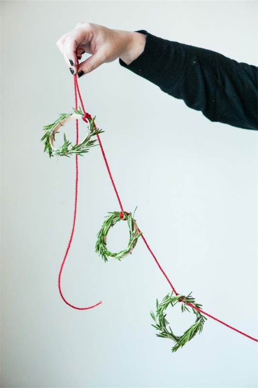 πουριστική γιρλάντα δεντρολίβανο φθηνή χριστουγεννιάτικη διακόσμηση